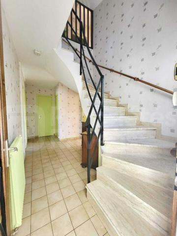 ETRECHY Maison 5 pièces, garage et jardin