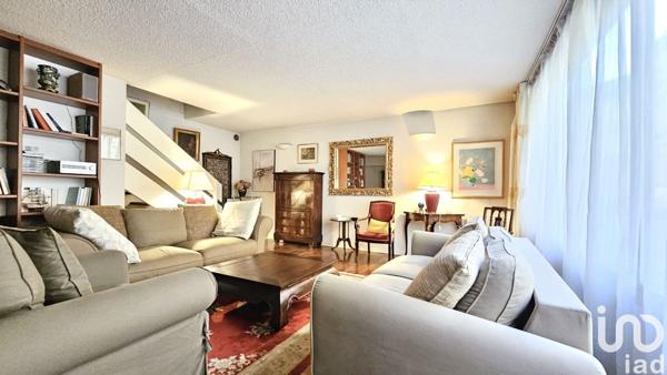 Appartement 4 pièces de 110 m² à Bordeaux (33000)