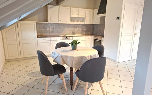 Appartement à louer    2 pièces •  Saint-Cergues