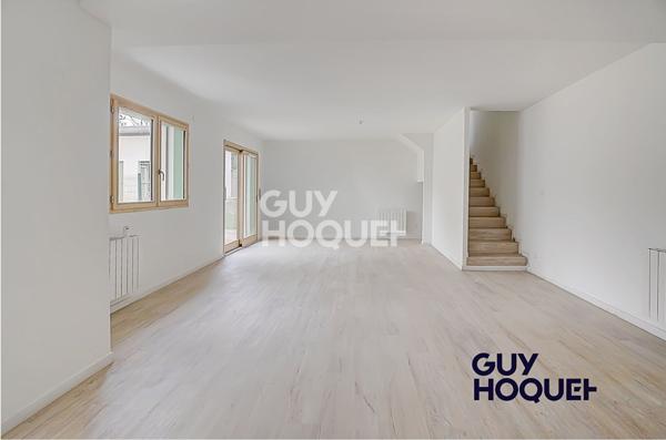 APPARTEMENT 3 PIECES DE 81,80 m² - 1 JARDIN PRIVATIF de 41 m²