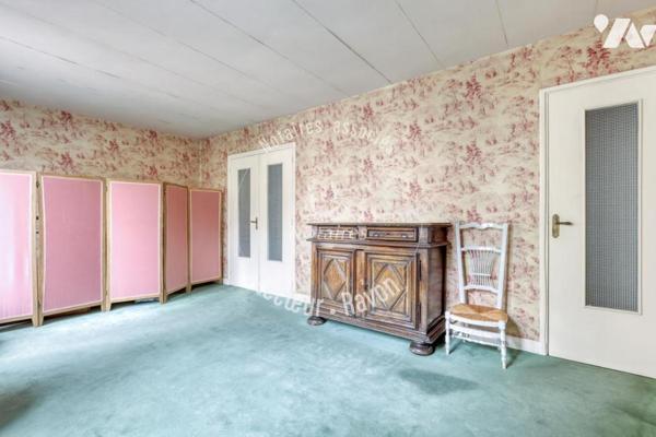 Appartement grand deux pièces à rénover, Versailles quartier Saint-Louis