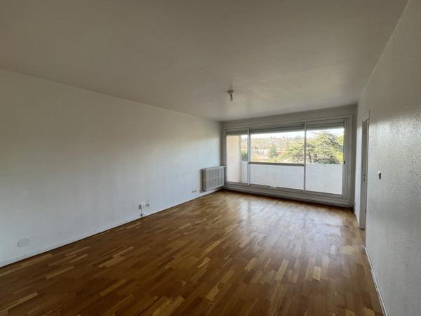 Appartement à louer 981 € CC Ramonville-St-Agne 4 p 80 m² DPE D