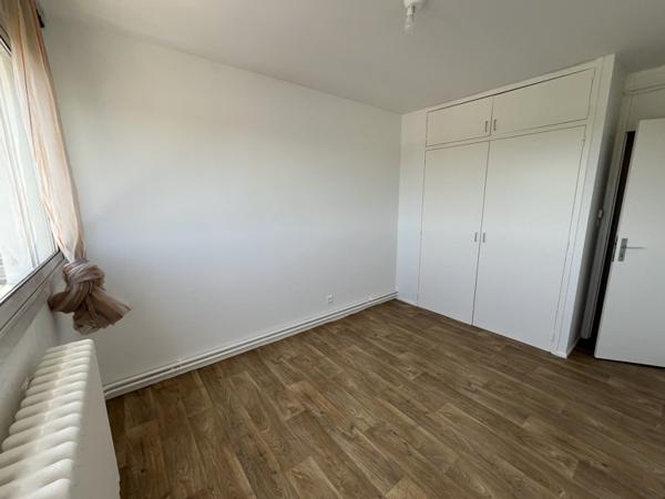 Appartement à louer 981 € CC Ramonville-St-Agne 4 p 80 m² DPE D