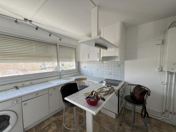 Appartement à louer 981 € CC Ramonville-St-Agne 4 p 80 m² DPE D