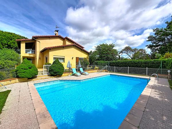 VILLA D'EXCEPTION AVEC PISCINE À PAMIERS