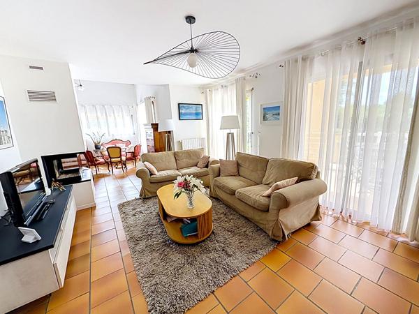 VILLA D'EXCEPTION AVEC PISCINE À PAMIERS