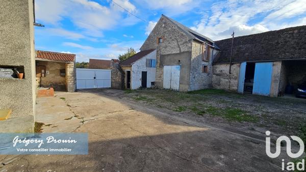 Maison à vendre 5 pièces 150 m² La Neuville-sur-Essonne