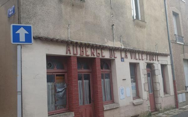 Appartement à vendre    4 pièces •  Château-Landon