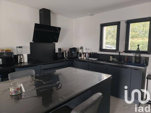 Maison à vendre 6 pièces 210 m² Saint-Yrieix-sur-Charente