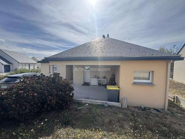 Vente                                                      Maison
                        
                     3 pièces                      79 m2                     à Trélivan