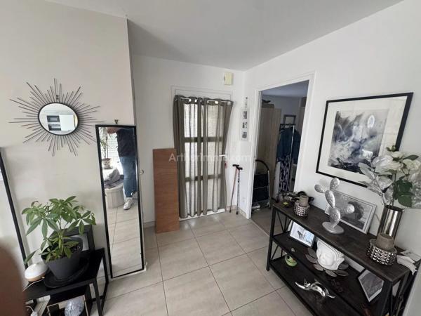 Vente                                                      Maison
                        
                     3 pièces                      79 m2                     à Trélivan