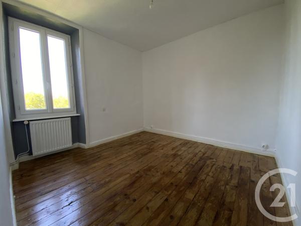 Maison à vendre  4 pièces - 85,56 m2 ST YRIEIX LA PERCHE - 87