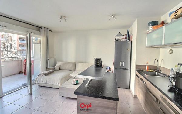 Appartement à vendre    2 pièces • 41,50 m2 Marseille 14