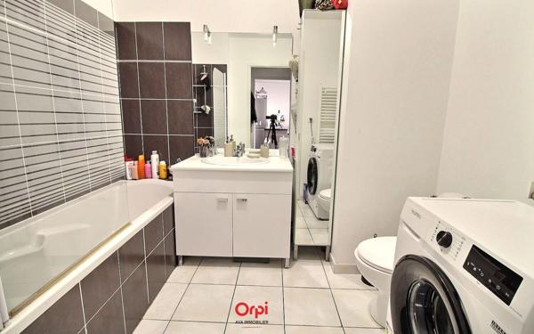 Appartement à vendre    2 pièces • 41,50 m2 Marseille 14