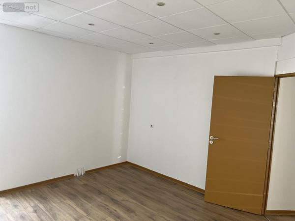 Fonds et/ou murs commerciaux à louer à Dole dans le Jura (39100), ref : 39034-L92
