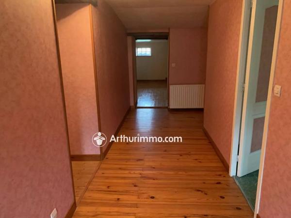 Vente                                                      Maison
                        
                     6 pièces                      178 m2                     à Aulnay
