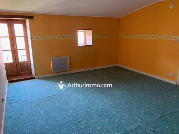 Vente                                                      Maison
                        
                     6 pièces                      178 m2                     à Aulnay
