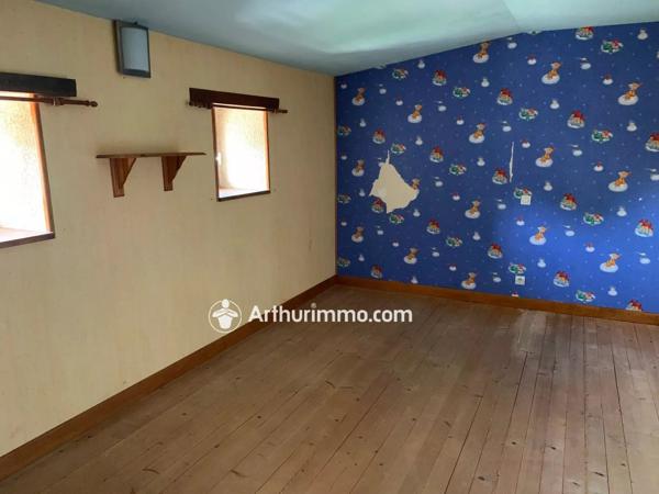 Vente                                                      Maison
                        
                     6 pièces                      178 m2                     à Aulnay