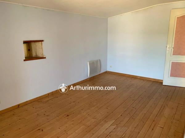 Vente                                                      Maison
                        
                     6 pièces                      178 m2                     à Aulnay