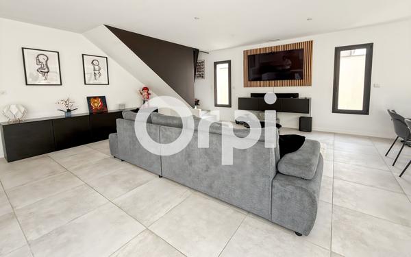 Maison à vendre    4 pièces • 108 m2 Saint-Jean-de-Védas