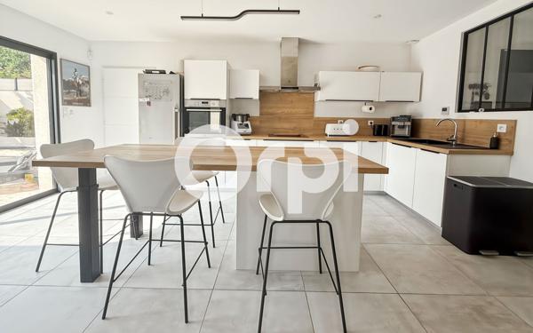 Maison à vendre    4 pièces • 108 m2 Saint-Jean-de-Védas