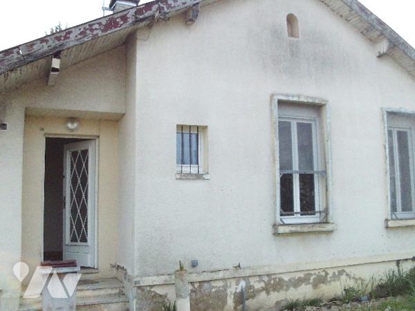 maison 3 pièces 58 m² habitable, cave, garage et dépendance