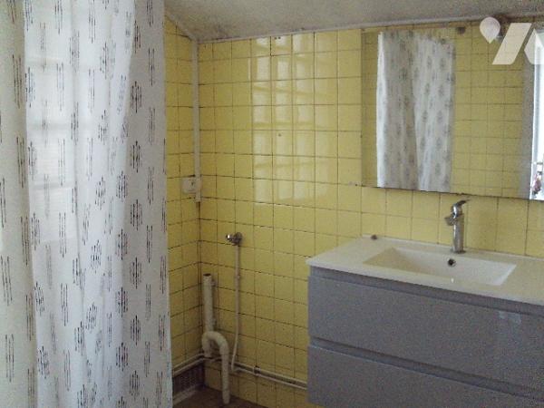 maison 3 pièces 58 m² habitable, cave, garage et dépendance