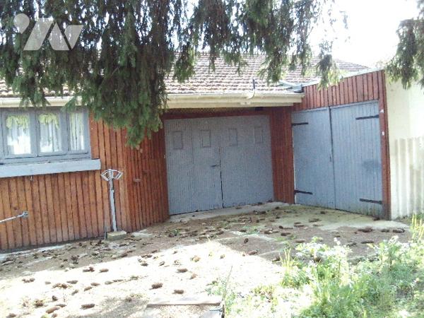 maison 3 pièces 58 m² habitable, cave, garage et dépendance