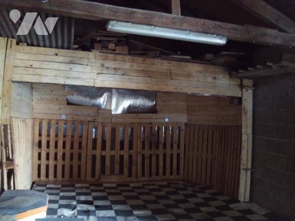 maison 3 pièces 58 m² habitable, cave, garage et dépendance