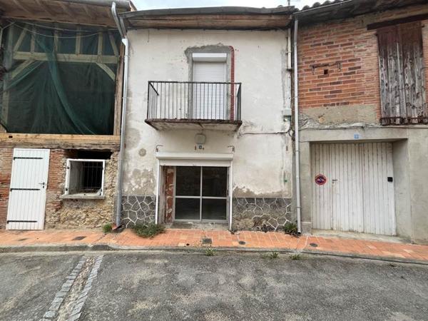 Grange 30 000 € Saint-Martin-d'Oydes 1 pièce 200 m² DPE