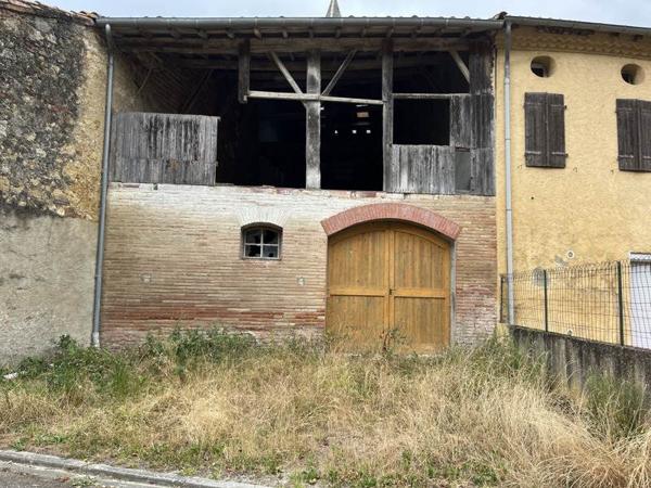 Grange 30 000 € Saint-Martin-d'Oydes 1 pièce 200 m² DPE