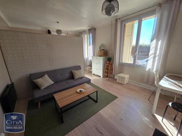 Appartement à louer 1 pièce 35.61m² Toulon (83000)