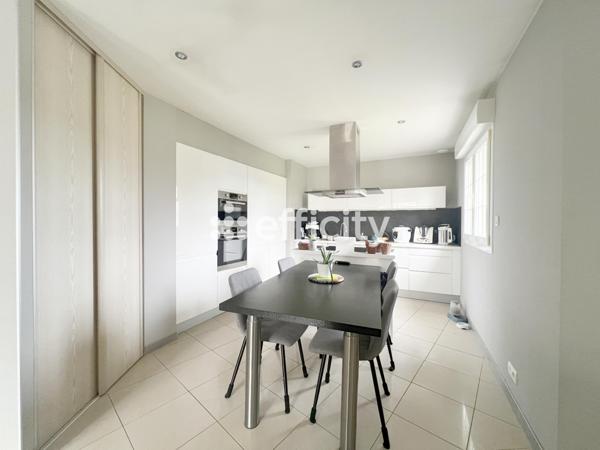 Maison 5 pièces - 115 m² Exclusivité efficity