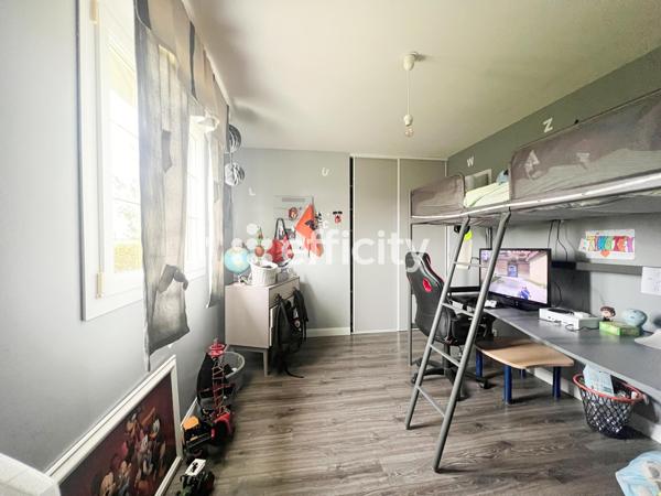 Maison 5 pièces - 115 m² Exclusivité efficity