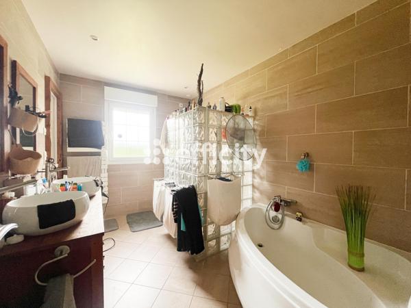 Maison 5 pièces - 115 m² Exclusivité efficity