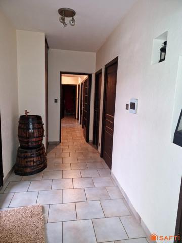 MAISON TRADITIONNELLE PLAIN-PIED 150 M2, PISCINE, DOUBLE GARAGE, ENVIRONNEMENT CALME