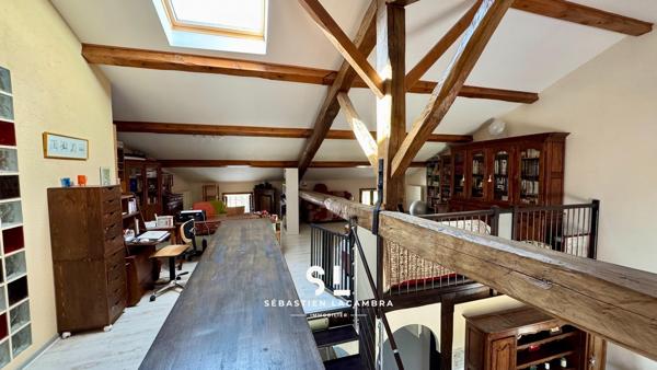 Lisle-sur-Tarn (81310) Maison de charme 8 pièces – Rénovation haut de gamme – Garages, atelier & jardin – Cœur de Lisle-sur-Tarn