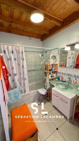 Lisle-sur-Tarn (81310) Maison de charme 8 pièces – Rénovation haut de gamme – Garages, atelier & jardin – Cœur de Lisle-sur-Tarn