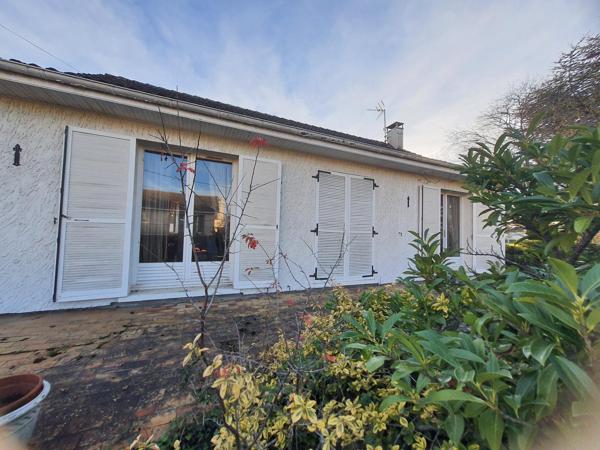 Maison à DOMERAT, 03410 - 6 pièces 100m²