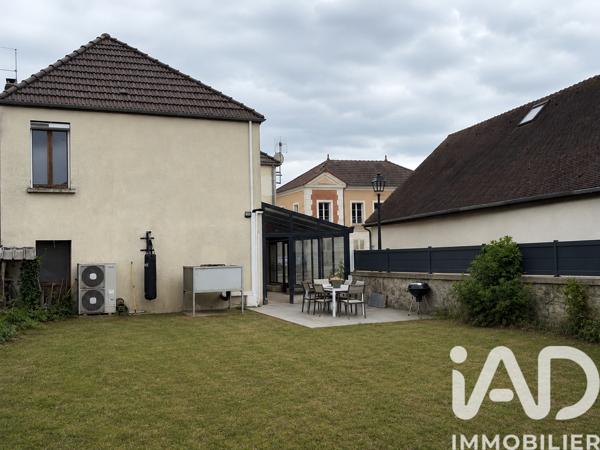 Maison à vendre 8 pièces 230 m² Cerneux