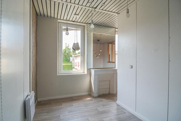 Maison Maison en Pierre "Échoppe double" Blanquefort 5 pièce(s) 91.51 m2 - Fort potentiel d'évolution ! 91.51 m²