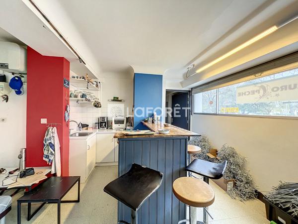 Achat local commercial près de SAUMUR - 268 m² - 365 750 €