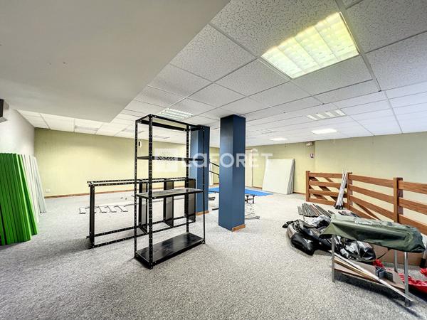 Achat local commercial près de SAUMUR - 268 m² - 365 750 €