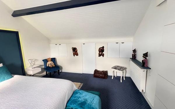 Maison à vendre    5 pièces • 151 m2 Rostrenen