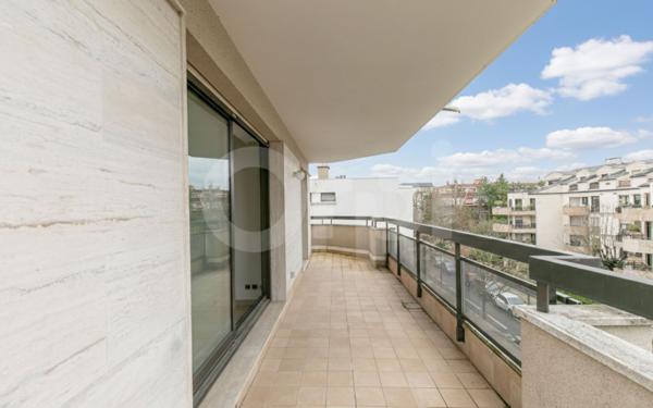 Appartement à vendre    4 pièces • 90,70 m2 Le Perreux-sur-Marne