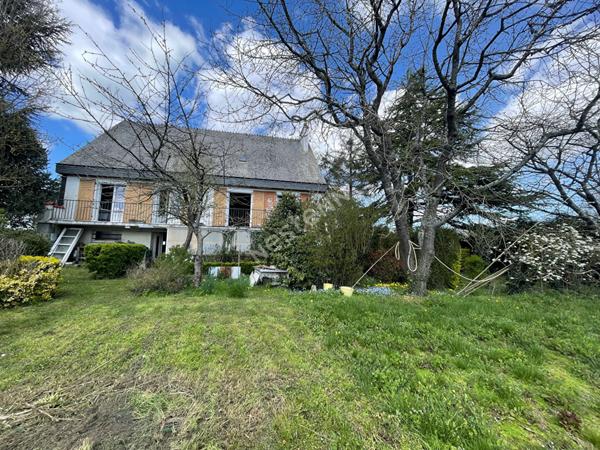 Maison de 8 pieces a Taupont (56800)