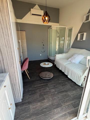 Maison à vendre 4 pièces VIAS