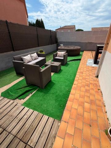 Maison à vendre 4 pièces VIAS