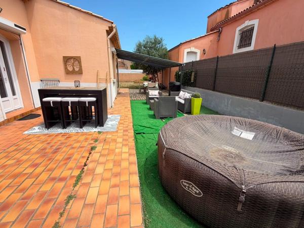 Maison à vendre 4 pièces VIAS