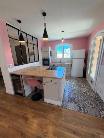 Maison à vendre 4 pièces VIAS